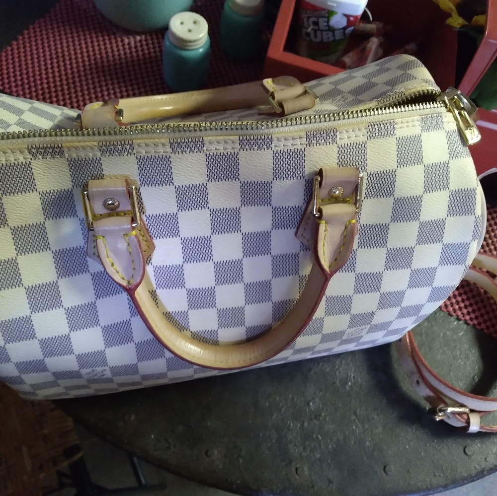 Handbag